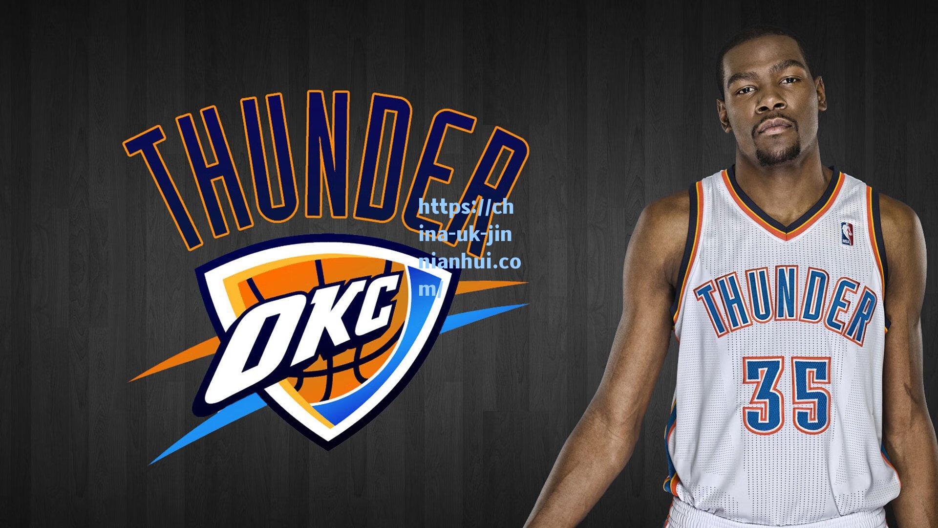 国足客场0-1落后印尼!杨泽翔鲁莽犯规送点,罗梅尼一锤定音