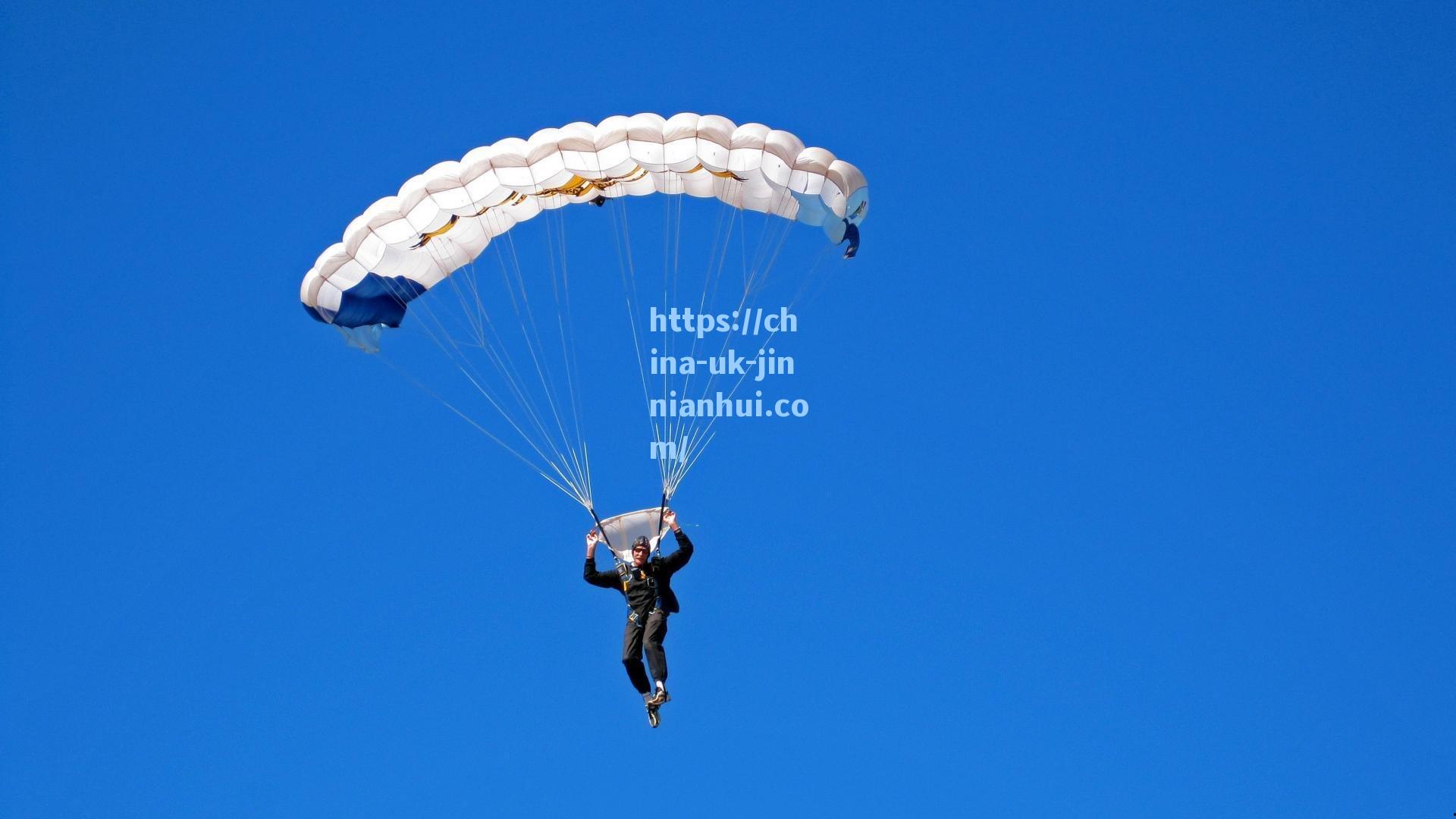 德甲新星争夺战打响!多特瞄准22岁飞翼巴卡约科,沙尔克标价2500万欧元